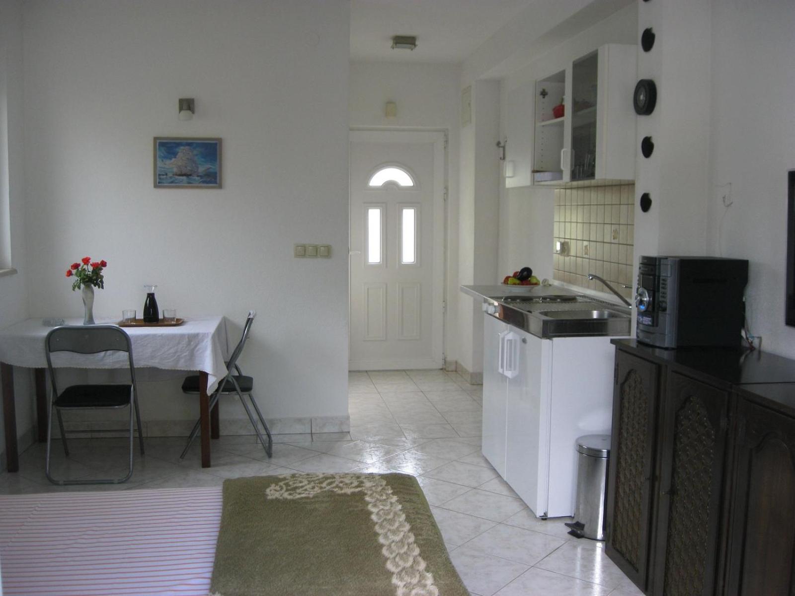 Seaside apartment for 2 p