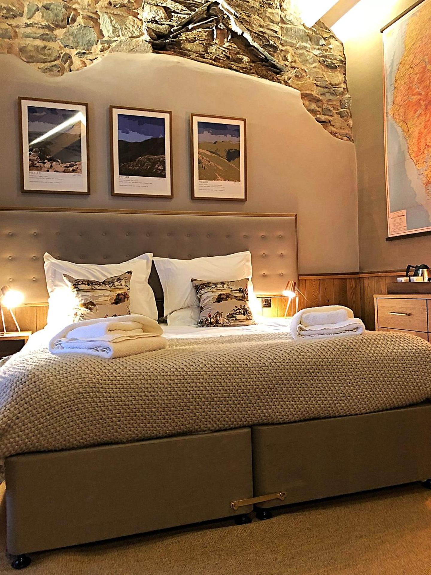 The Queen's Head Hotel