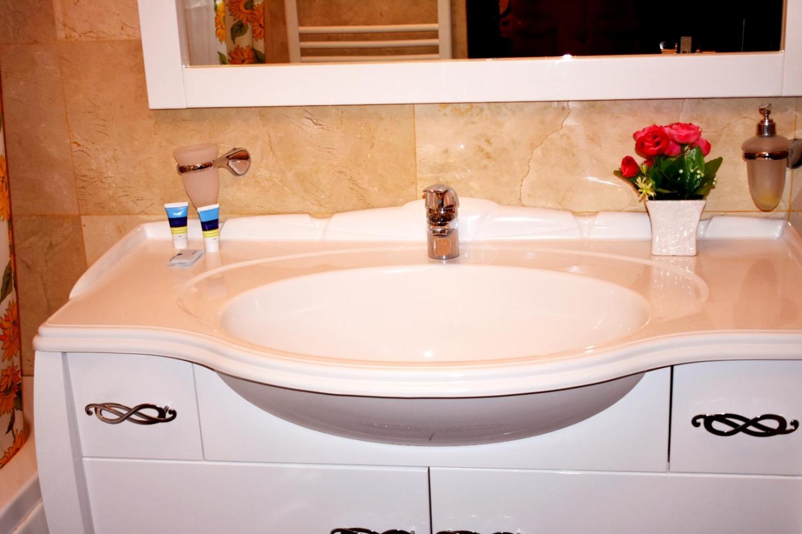 Grand Central Accommodation - Beldiman