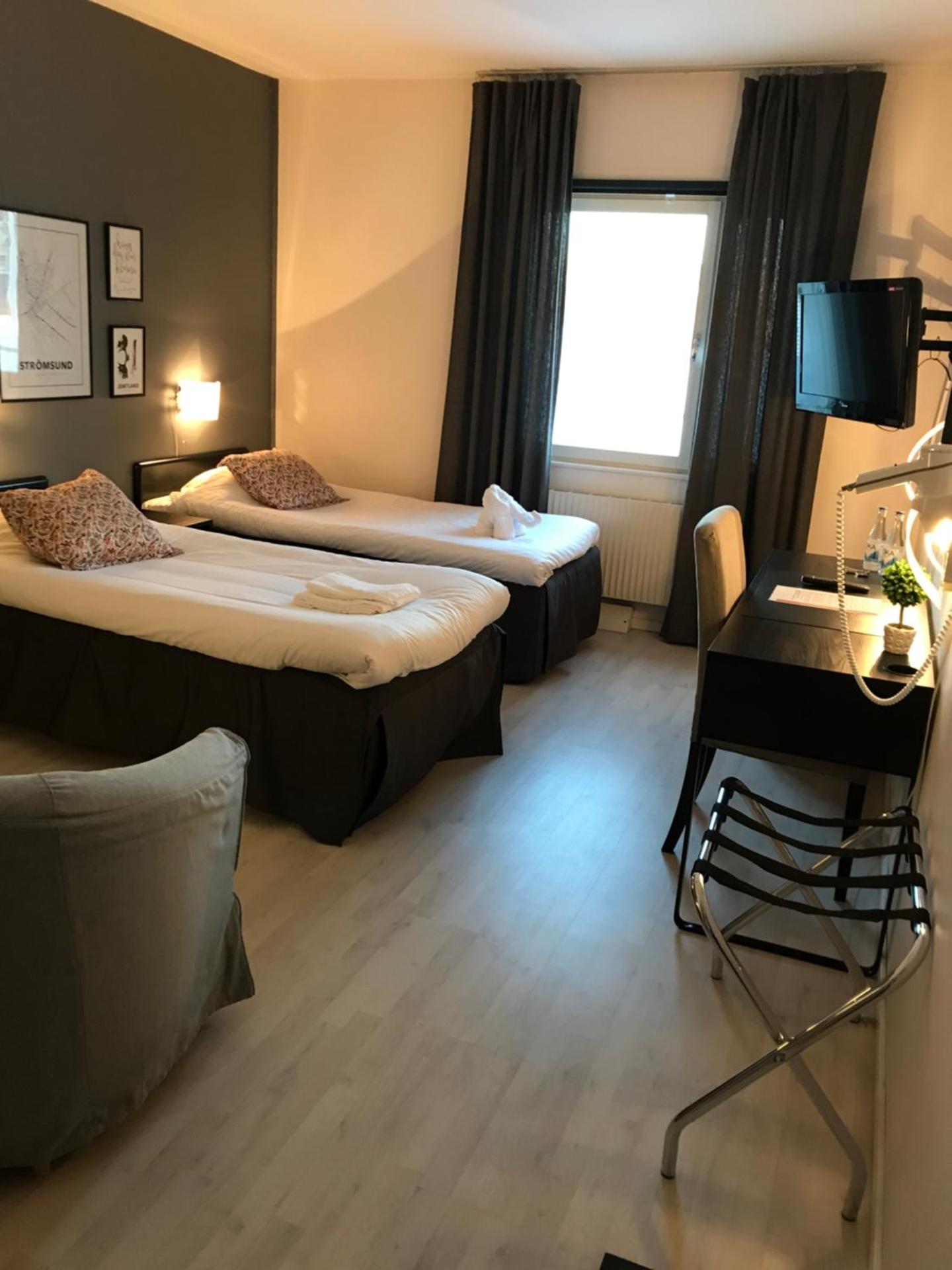 Photo of the whole room