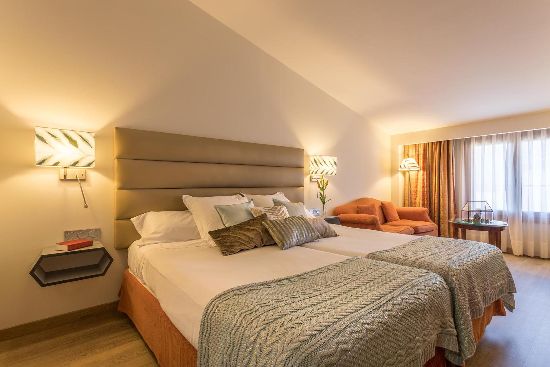 Photo of the whole room