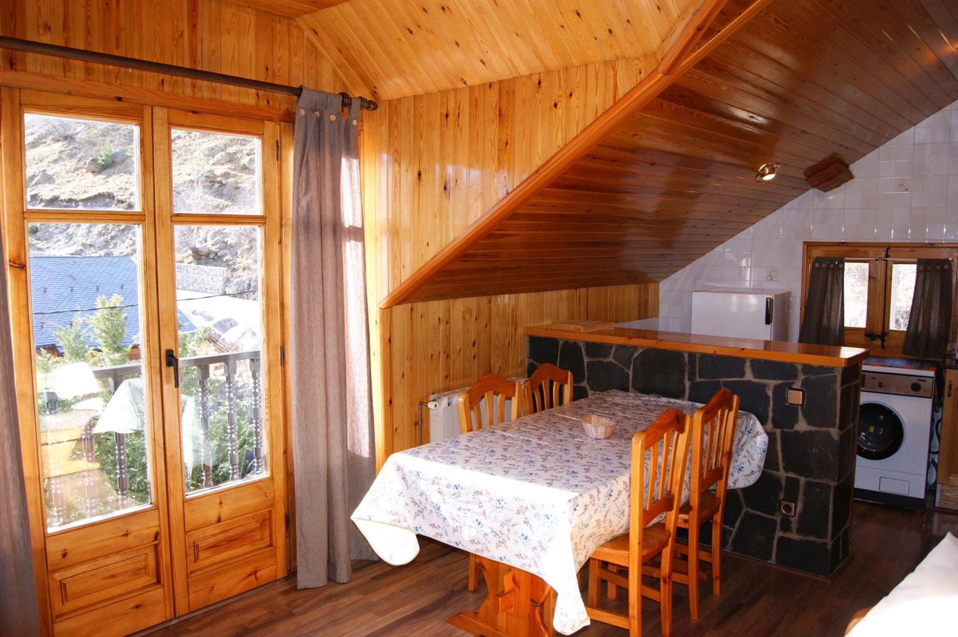 Apartaments Pont Romànic