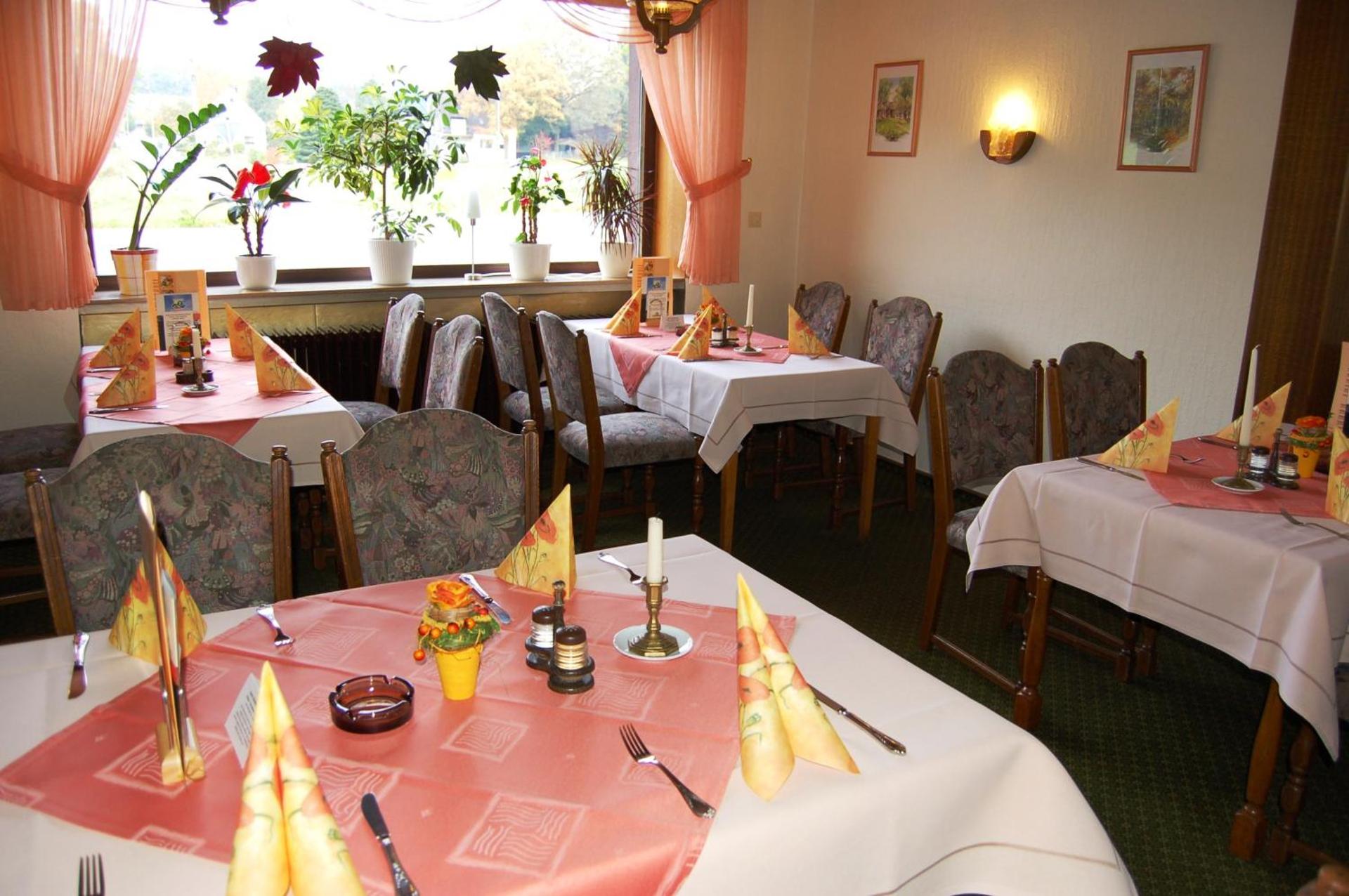 Restaurant/places to eat