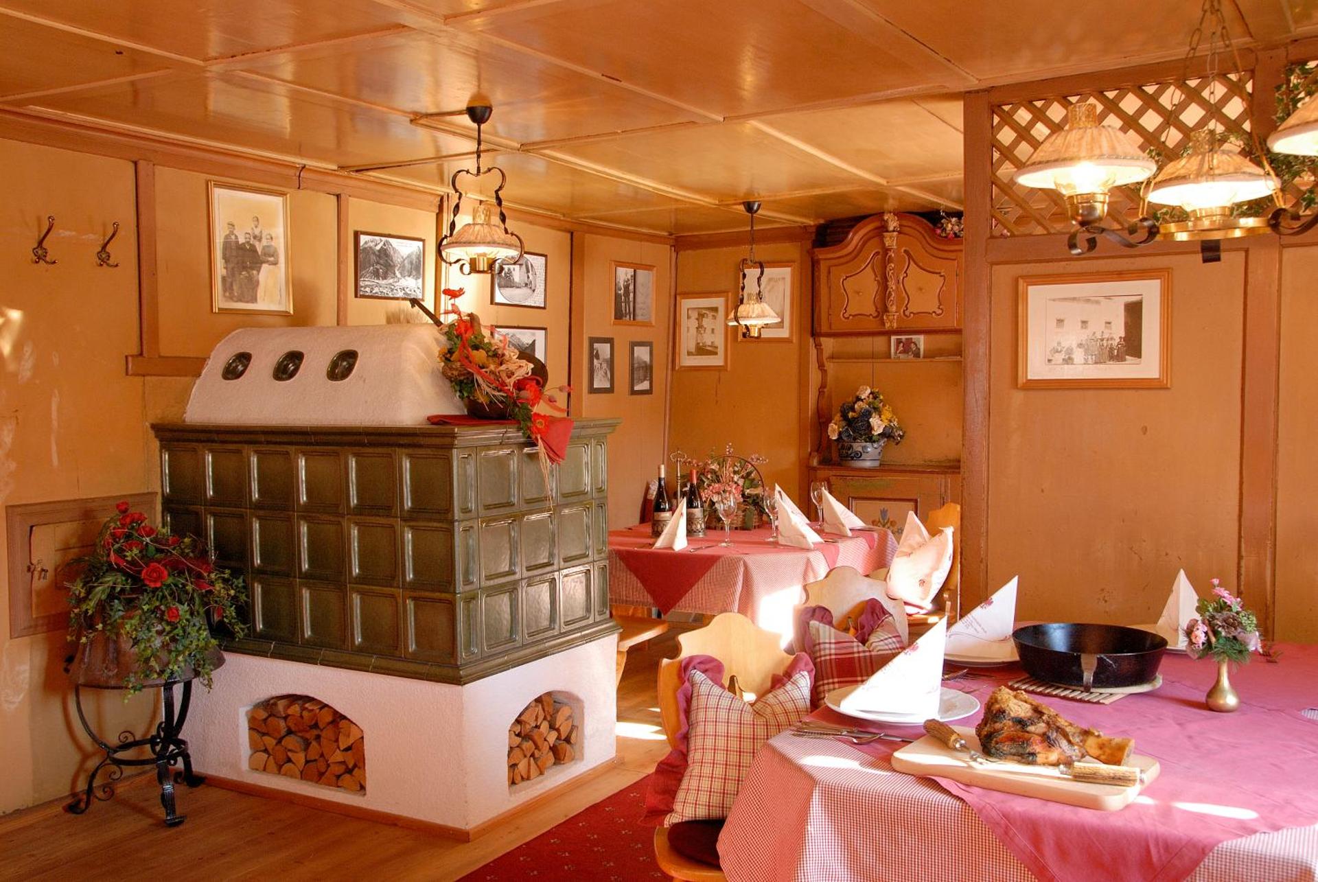 Restaurant/places to eat