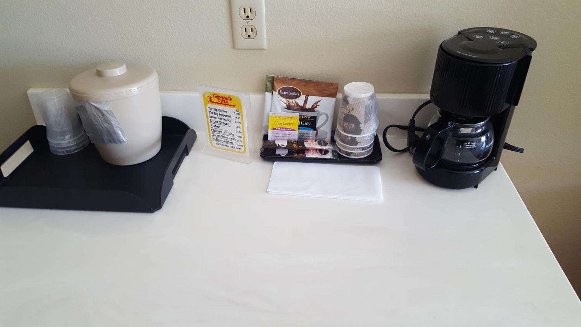 Coffee/tea facilities