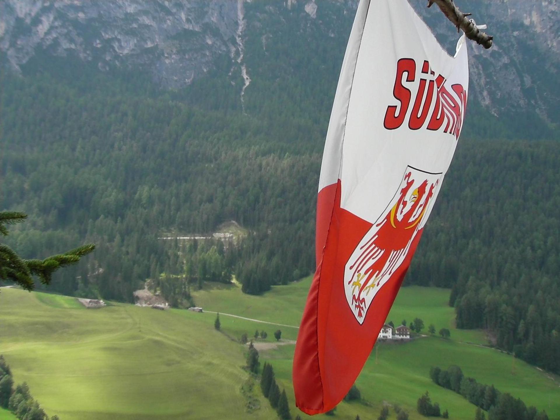 Logo/Certificate/Sign