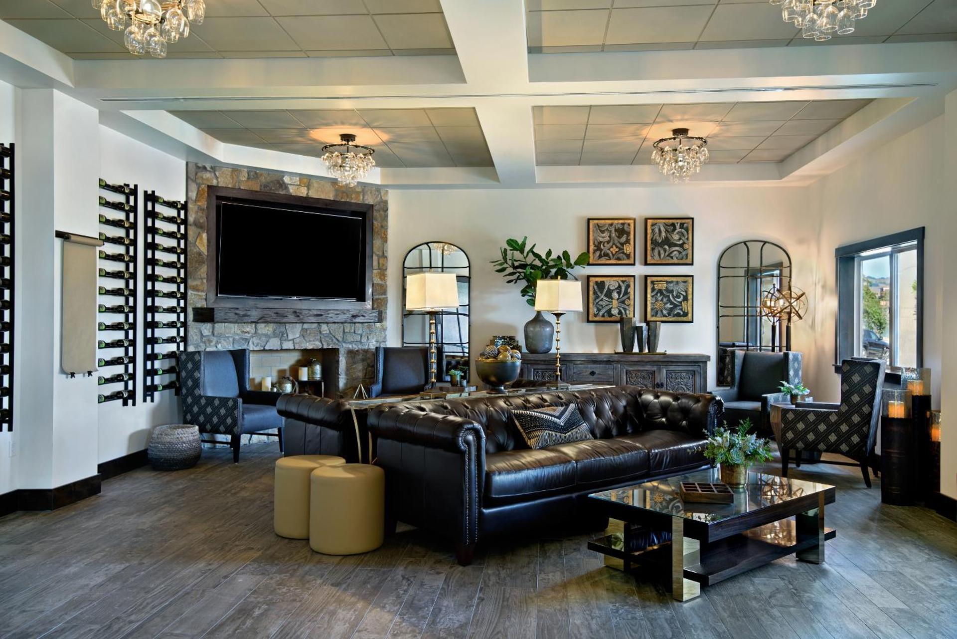 Communal lounge/ TV room