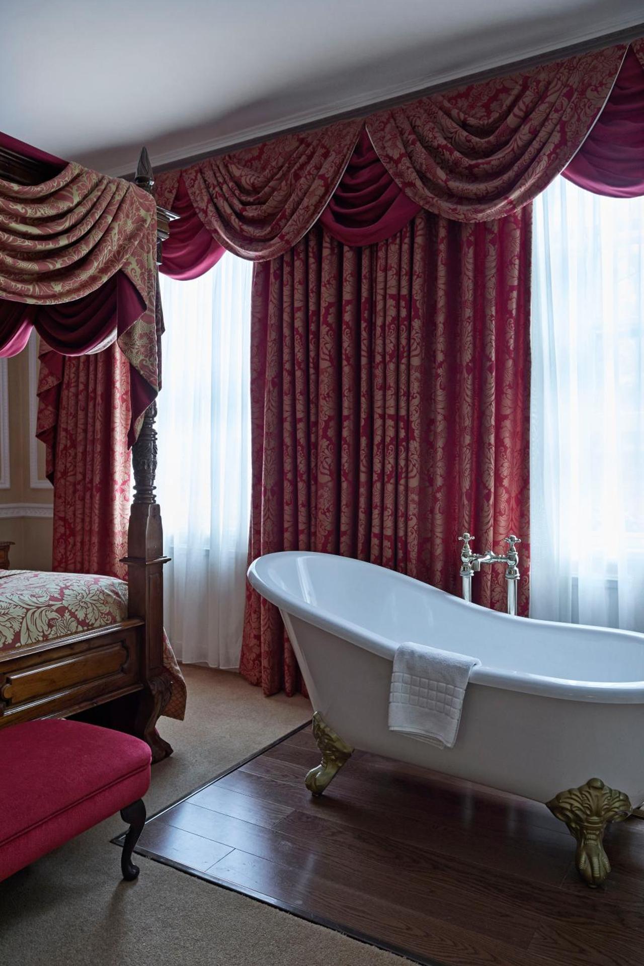 The Old Palace Lodge