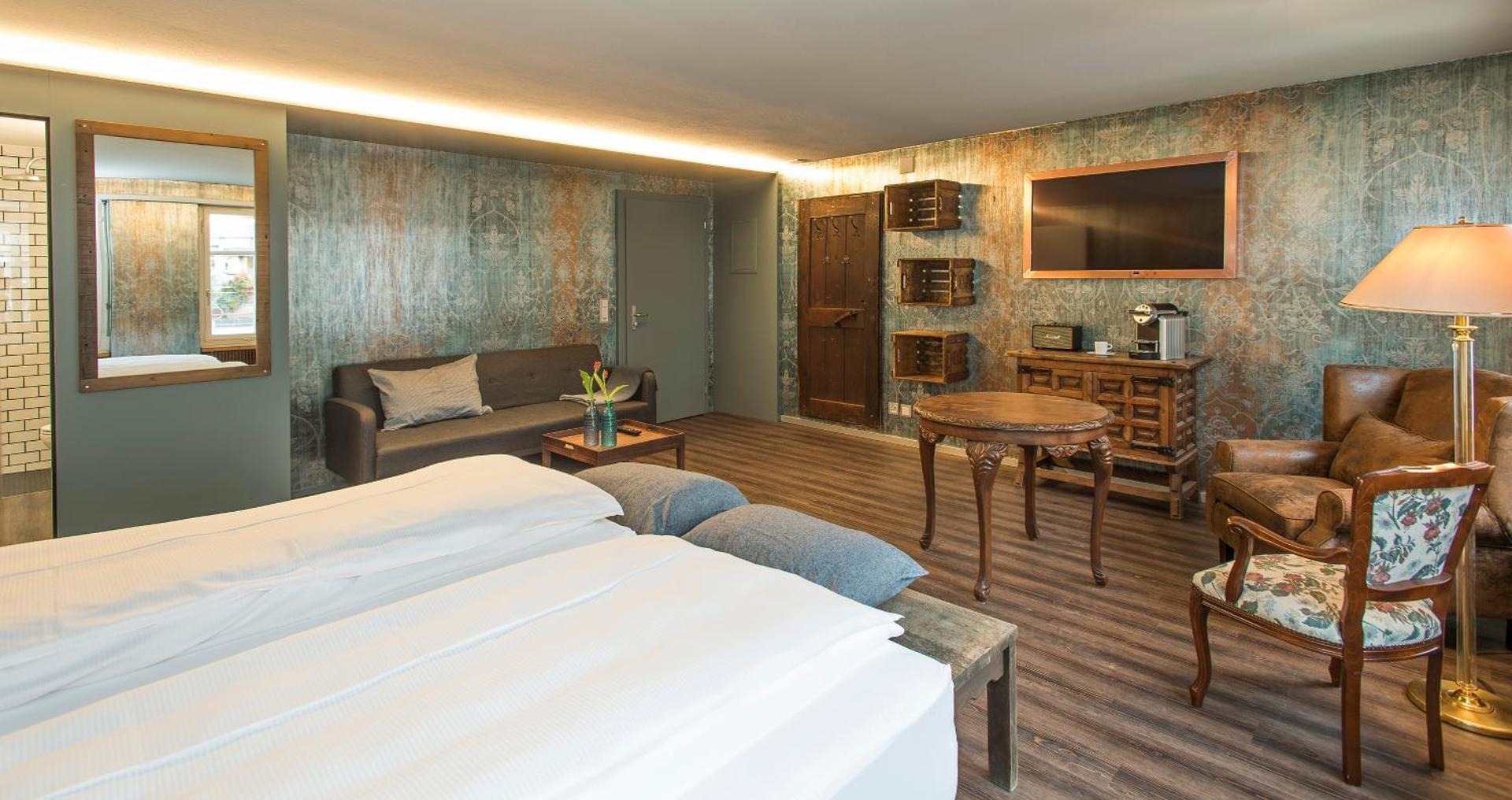 Photo of the whole room