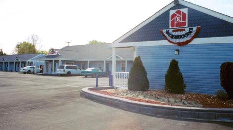Red Carpet Inn & Suites Hammonton NJ Route-30E