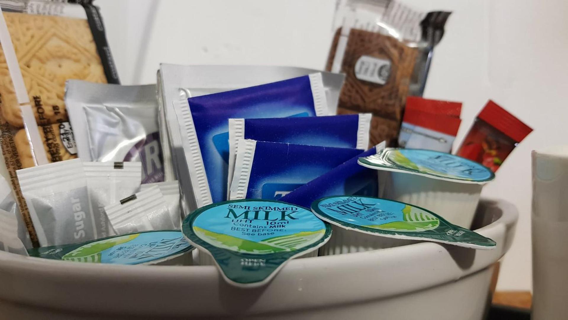 Coffee/tea facilities