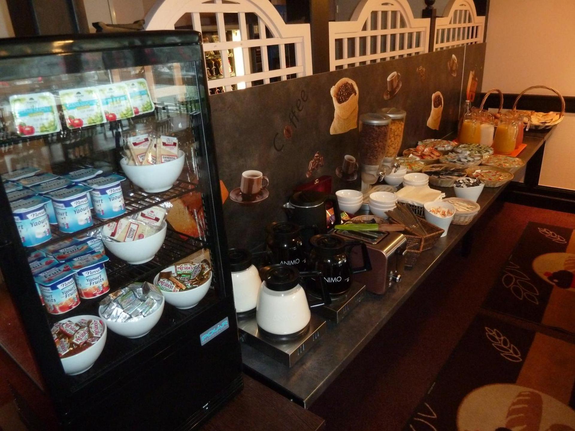 Coffee/tea facilities