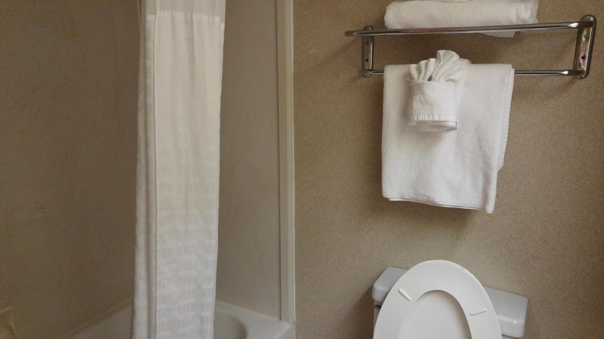 King Room - Non-Smoking