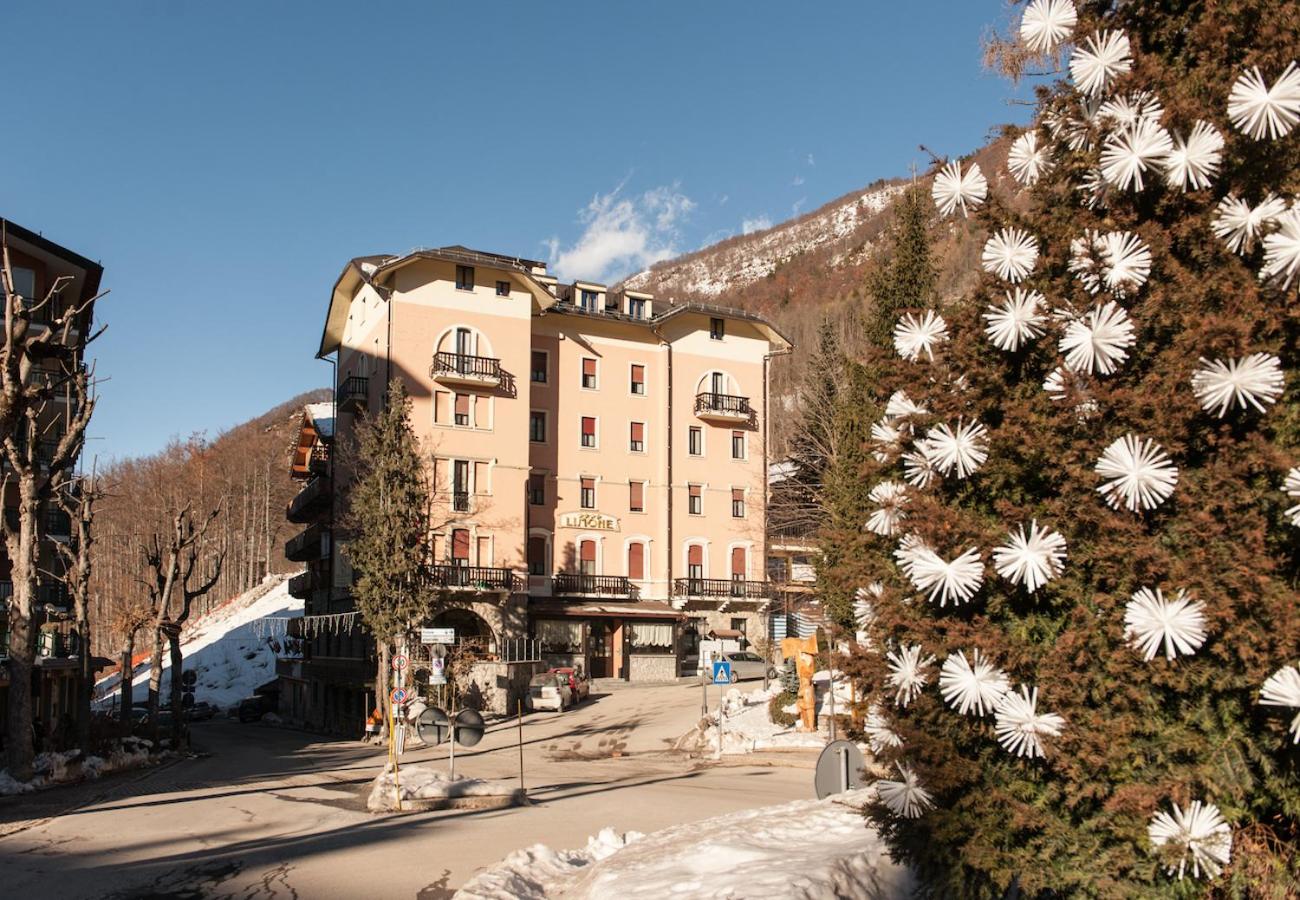 Limone Palace Aparthotel