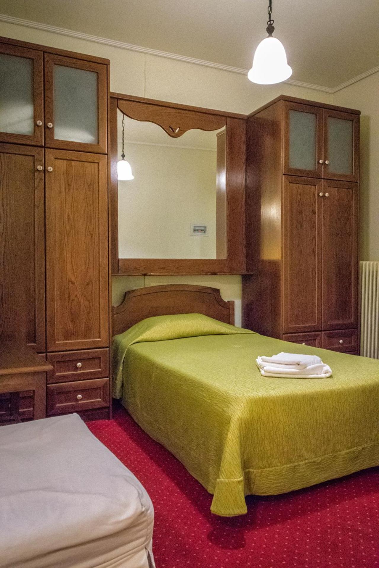 City Hotel Apollonion