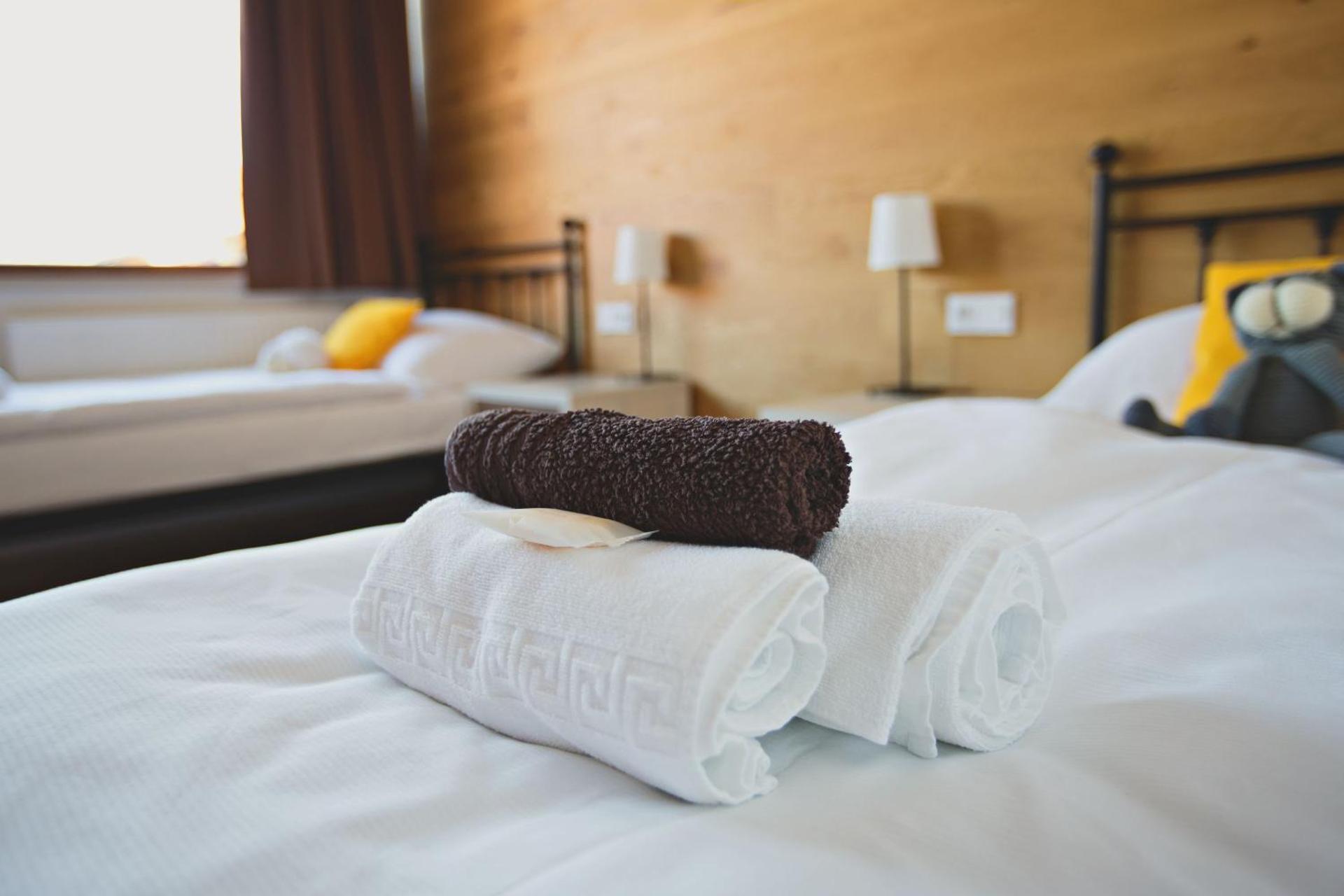 Twin Room with Bathroom