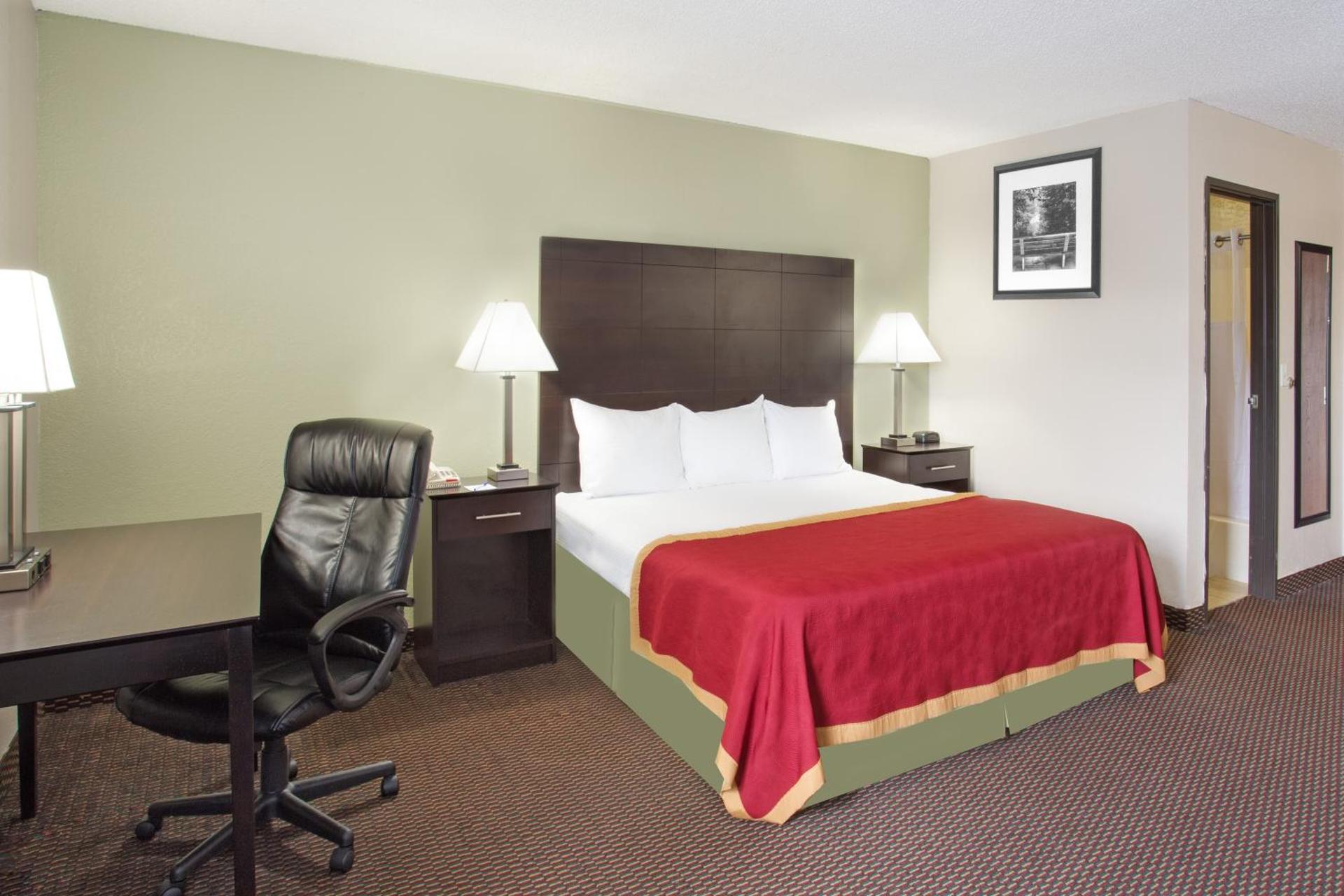 King Room - Non-Smoking