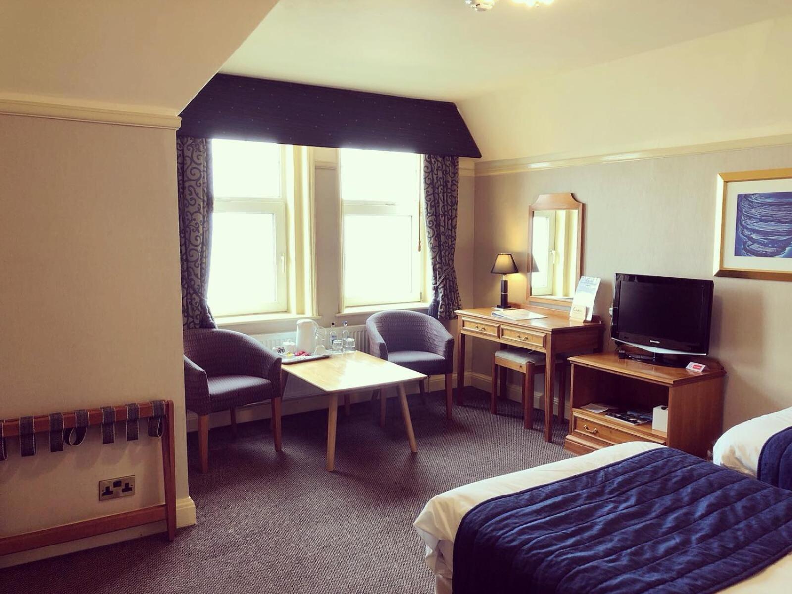 Twin Room with Sea View