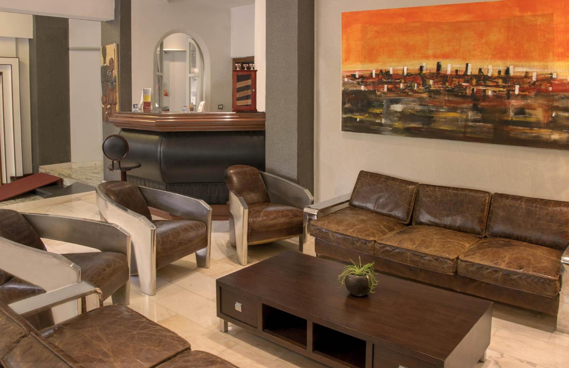 Communal lounge/ TV room