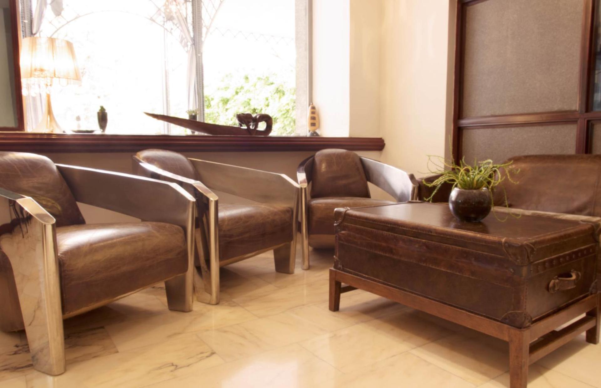 Communal lounge/ TV room