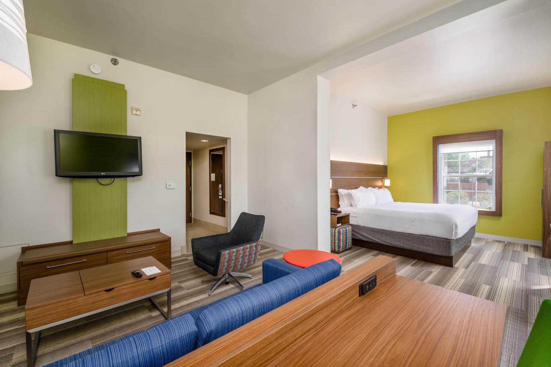 Holiday Inn Express Phoenix-Airport/University Drive by IHG