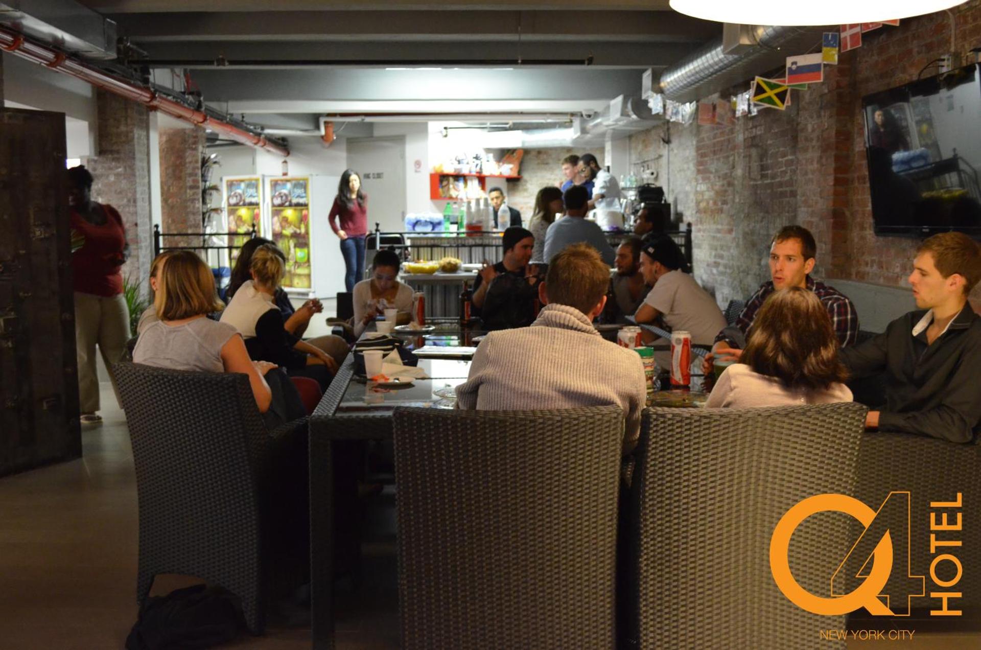 Communal lounge/ TV room