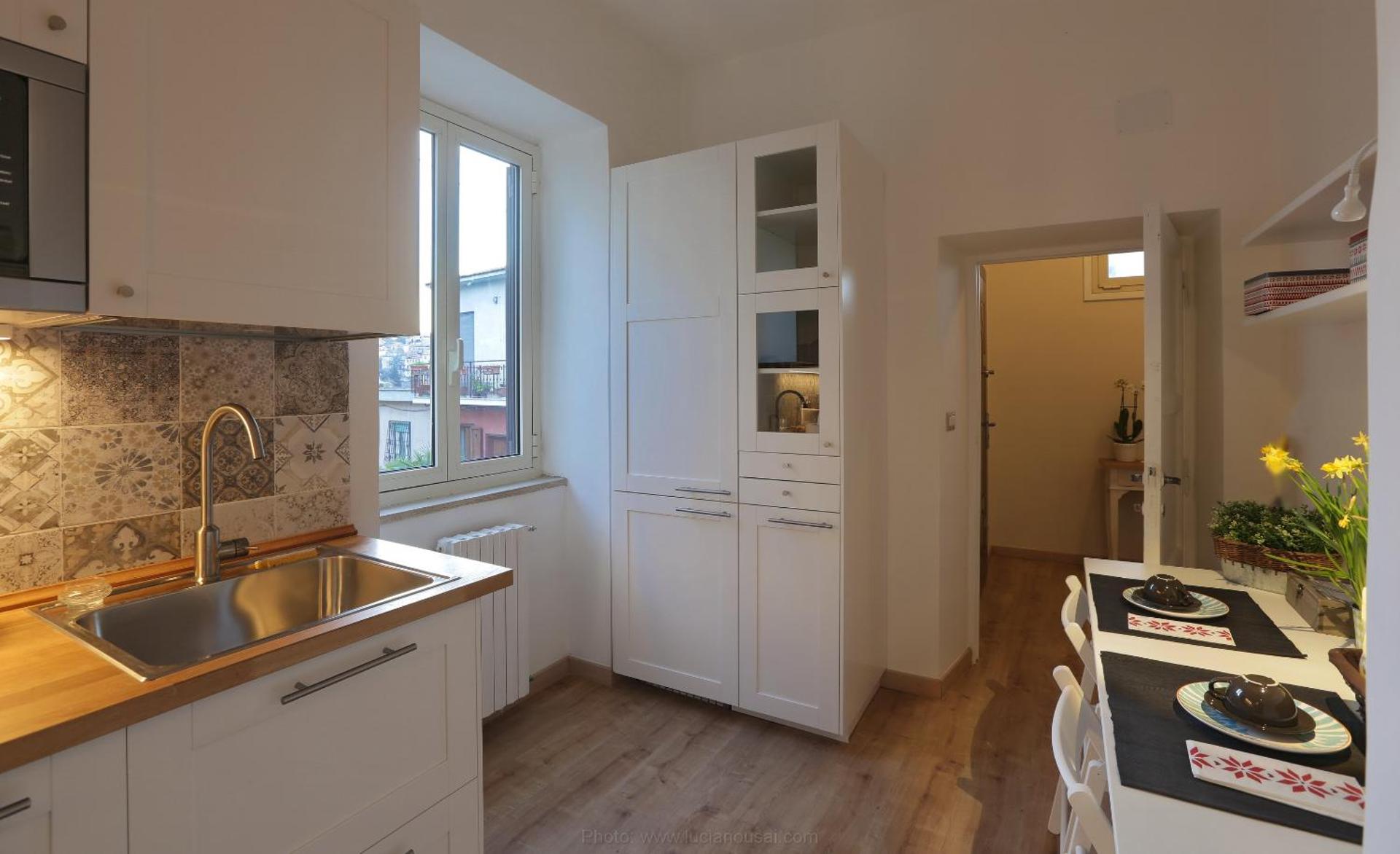 Kitchen or kitchenette