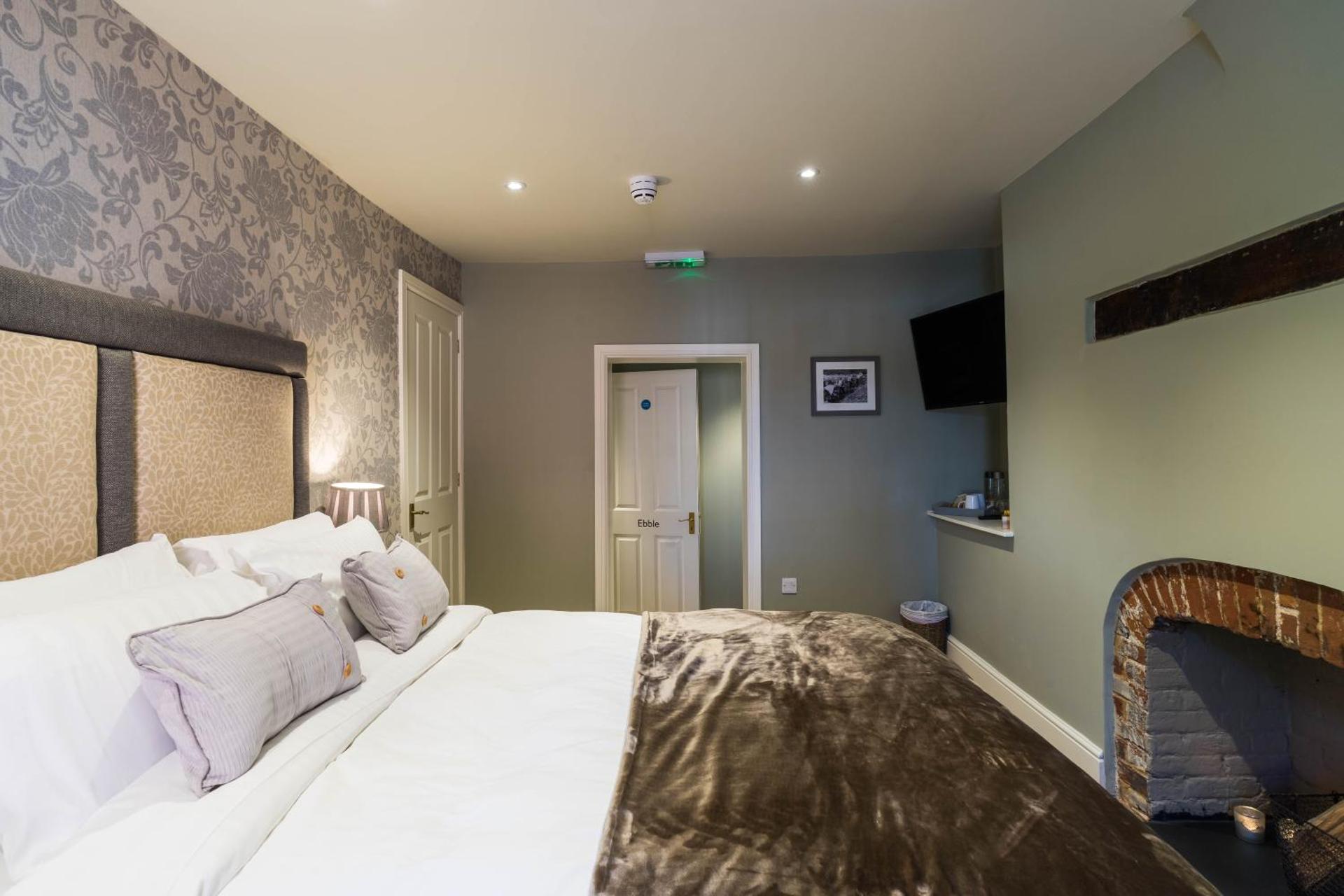 Greyhound Inn Wilton