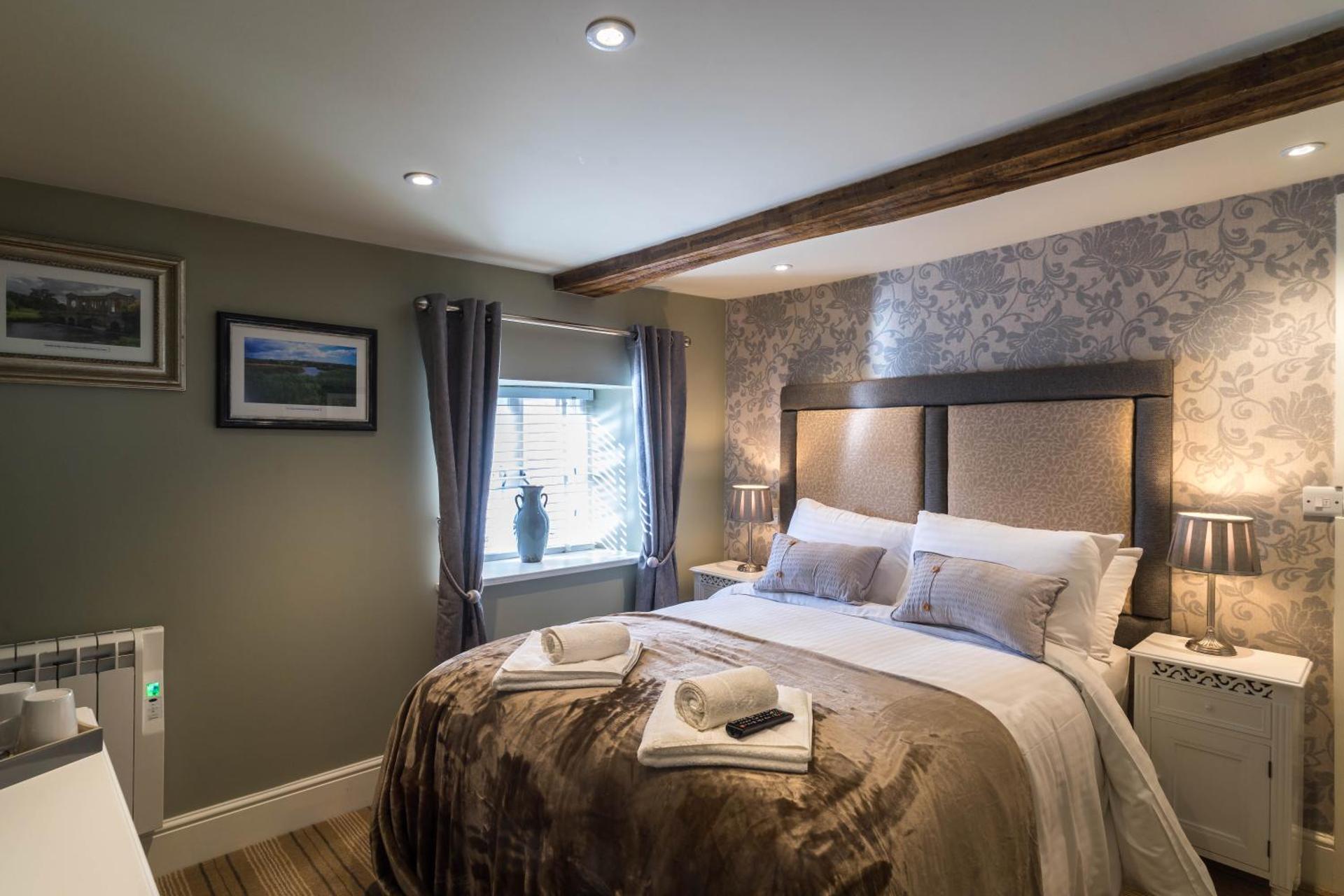 Greyhound Inn Wilton