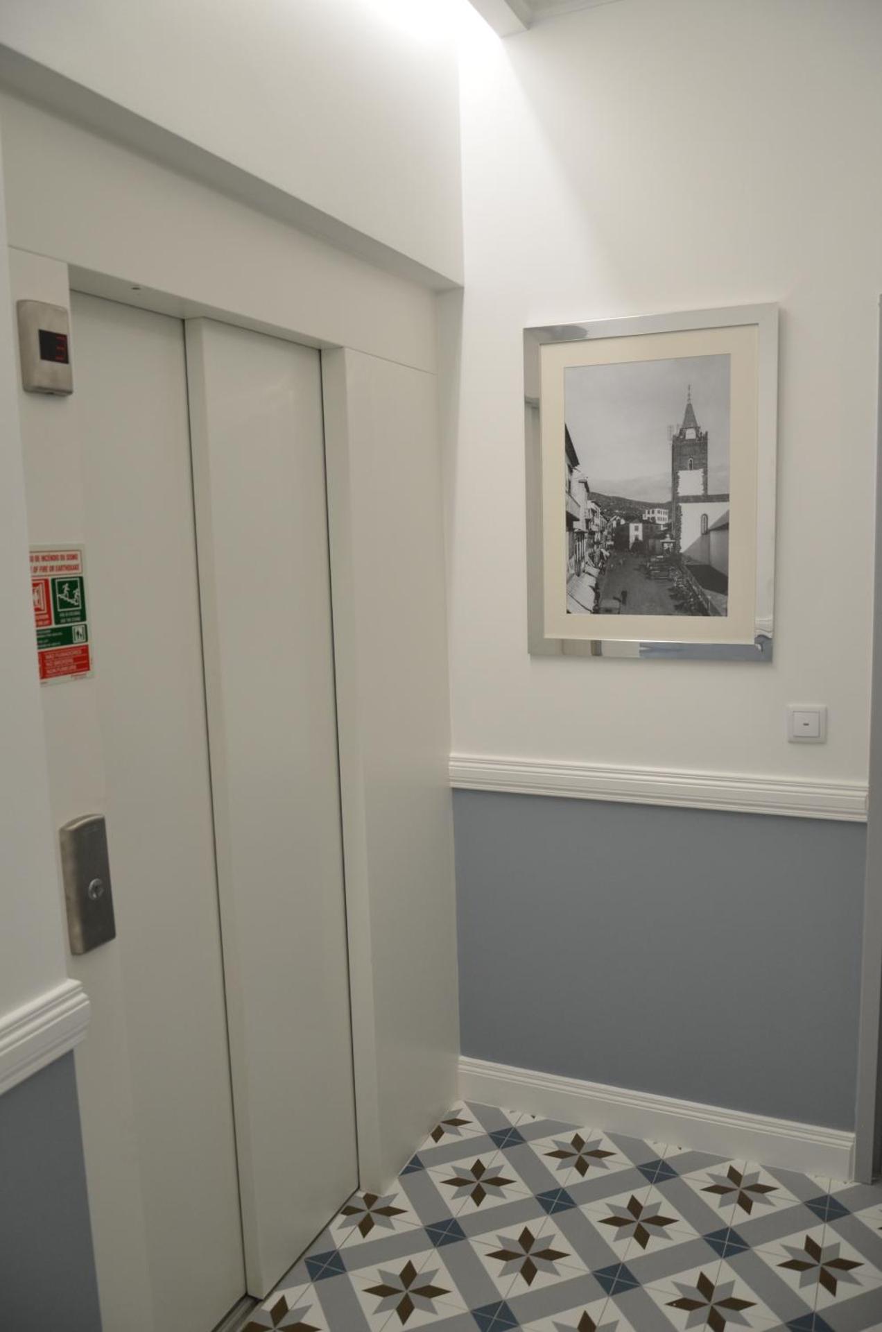 Edificio Charles 201