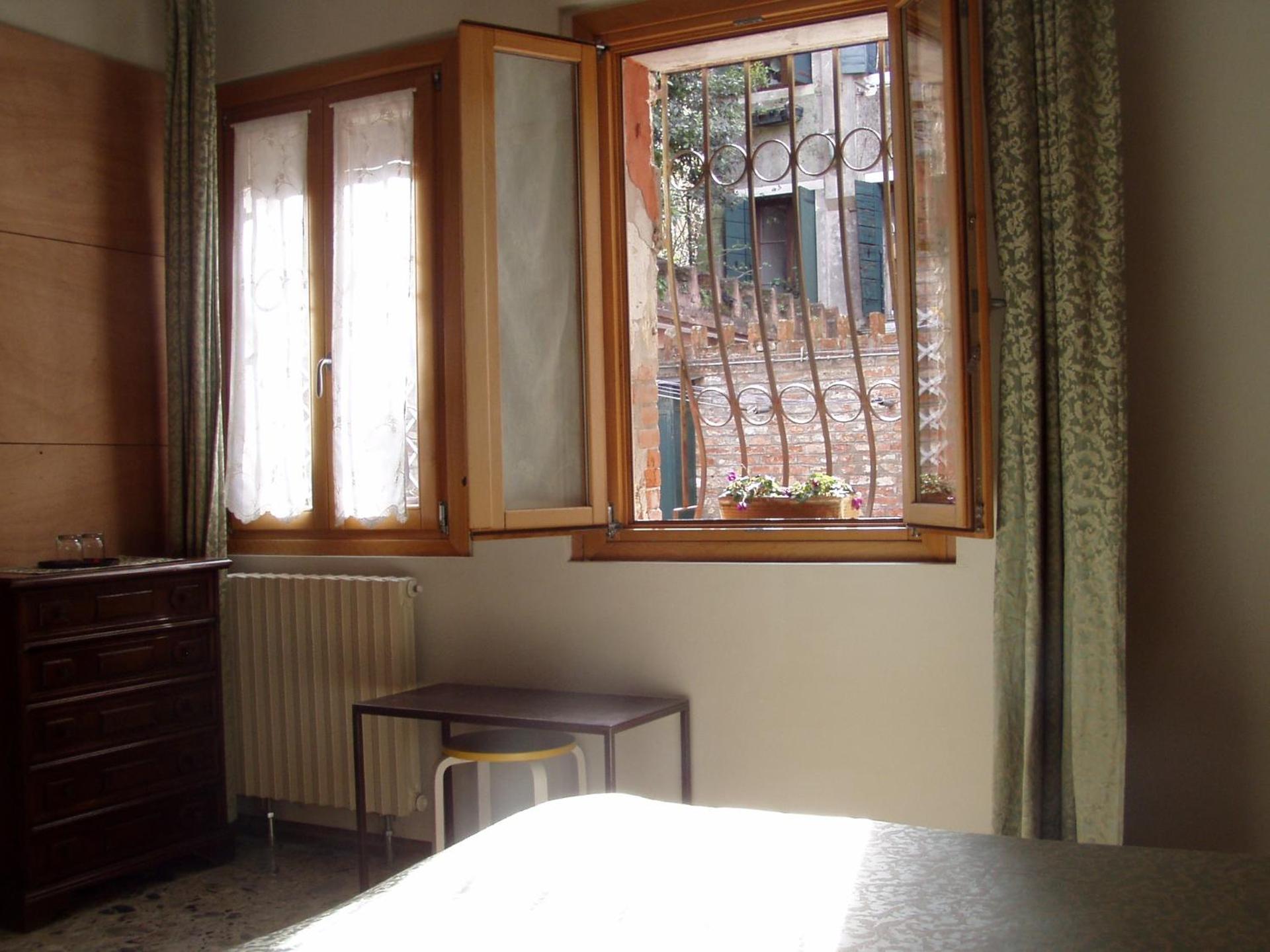 Inner courtyard view