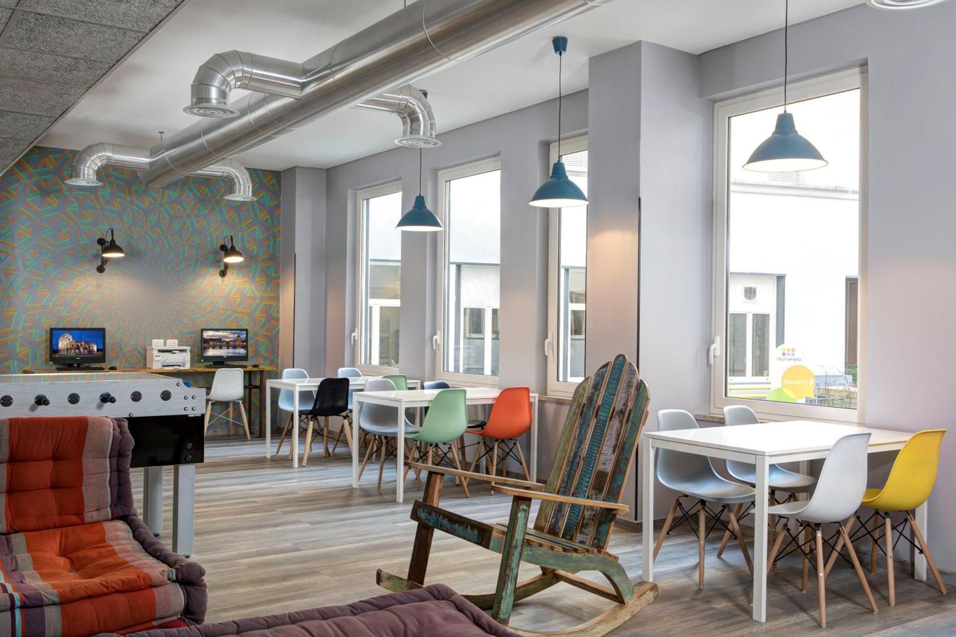 Communal lounge/ TV room