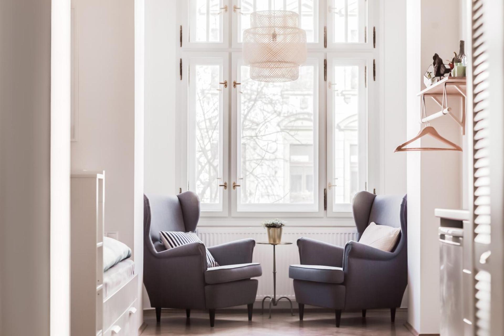 Trendy Local Apartment