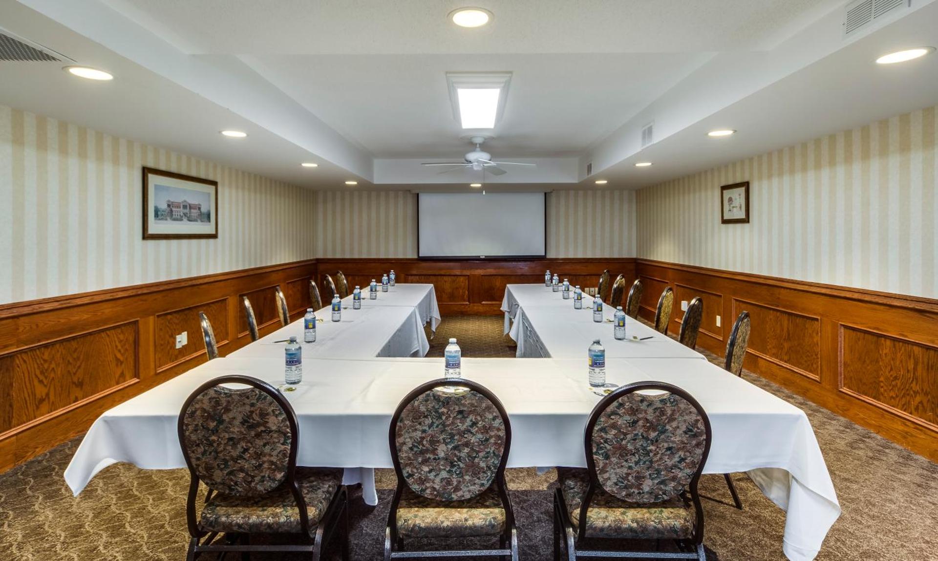 Meeting/conference room