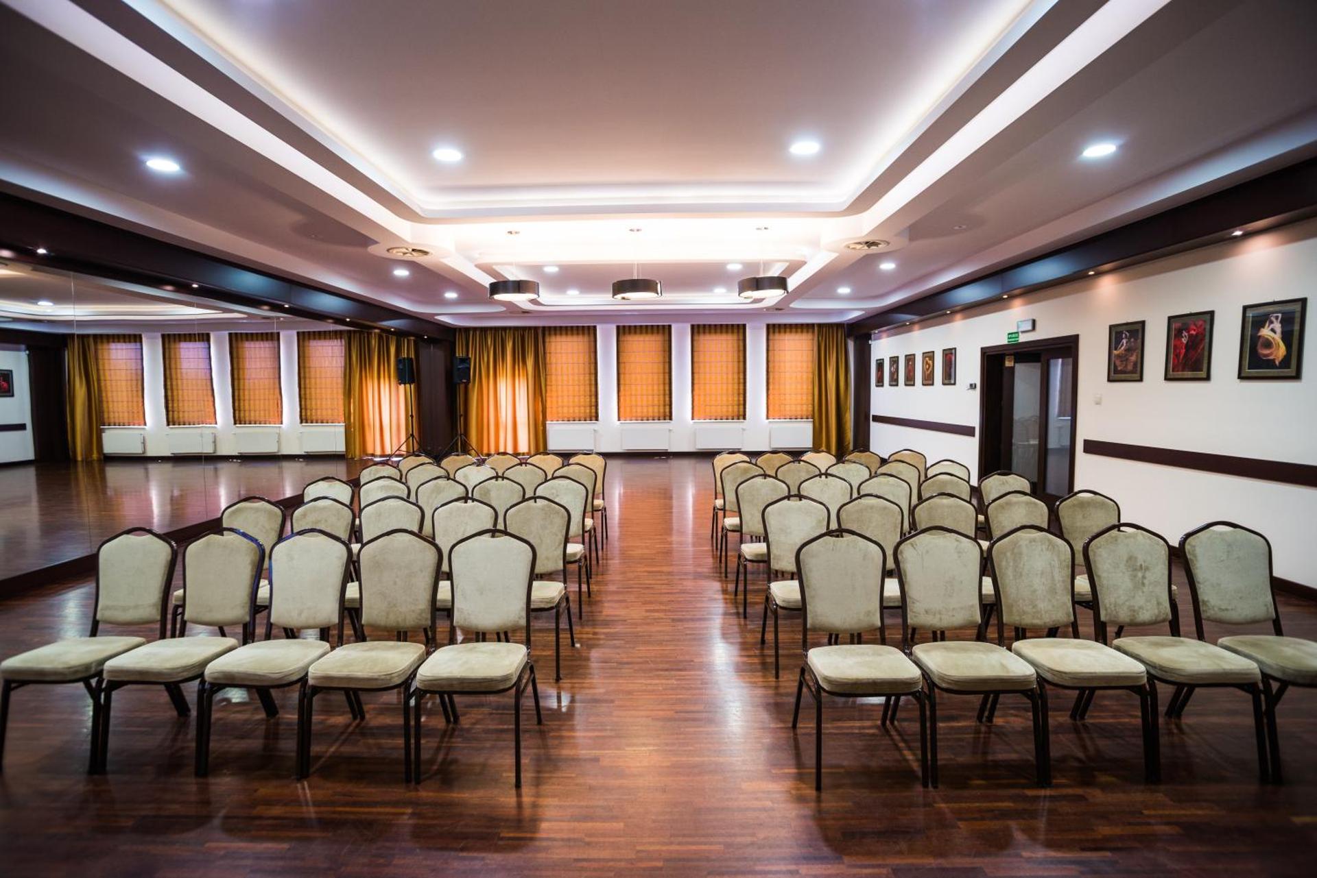 Meeting/conference room