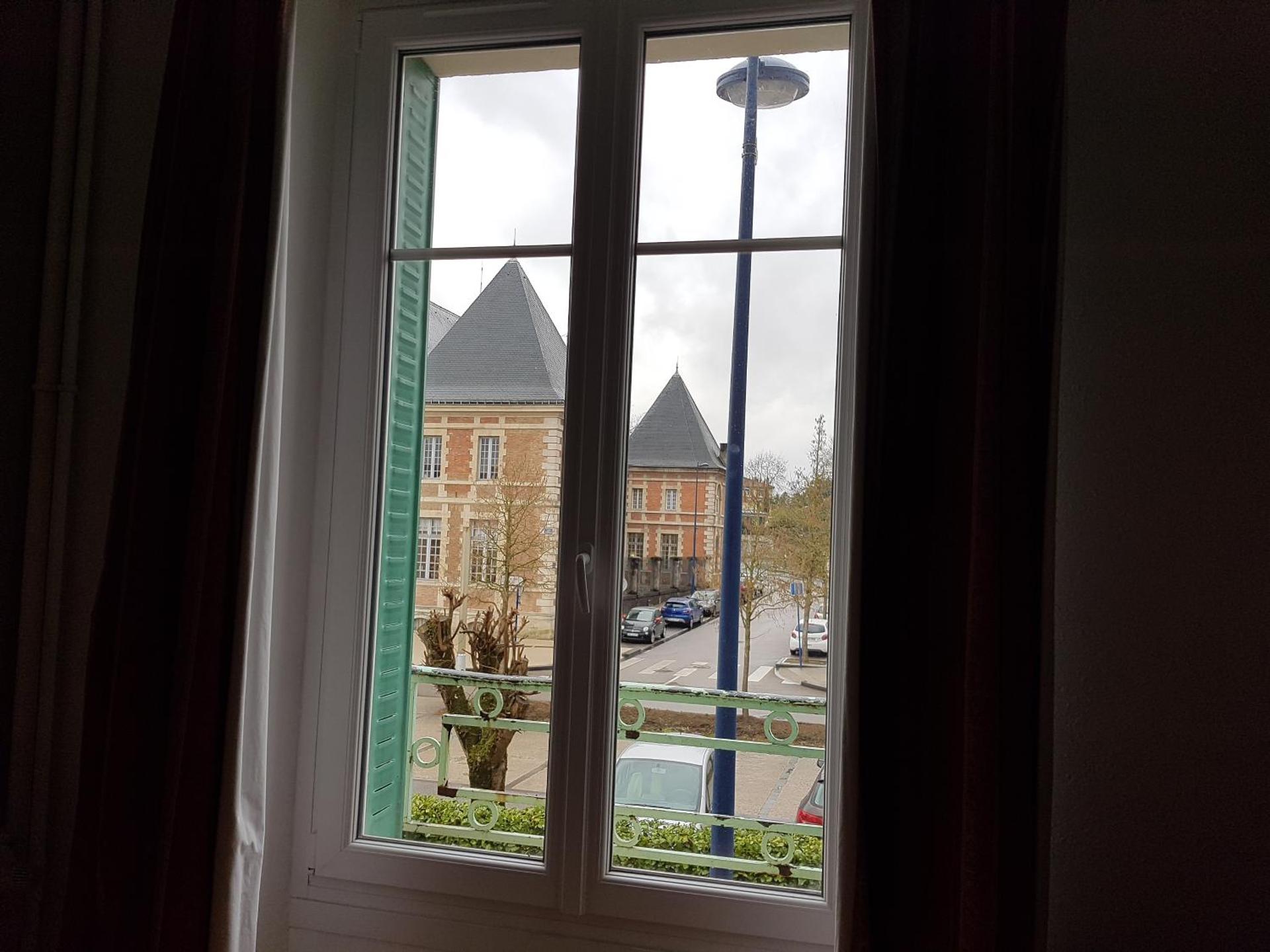 Hotel Bar Restaurant Saint Paul