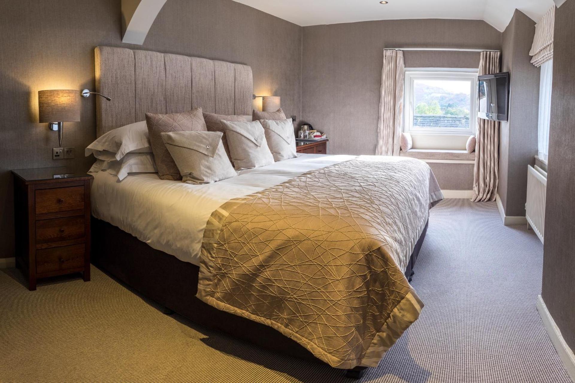 Double Room with Mountain View