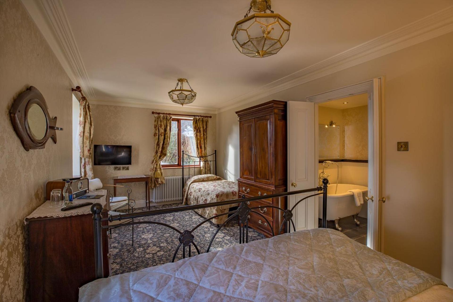 Photo of the whole room