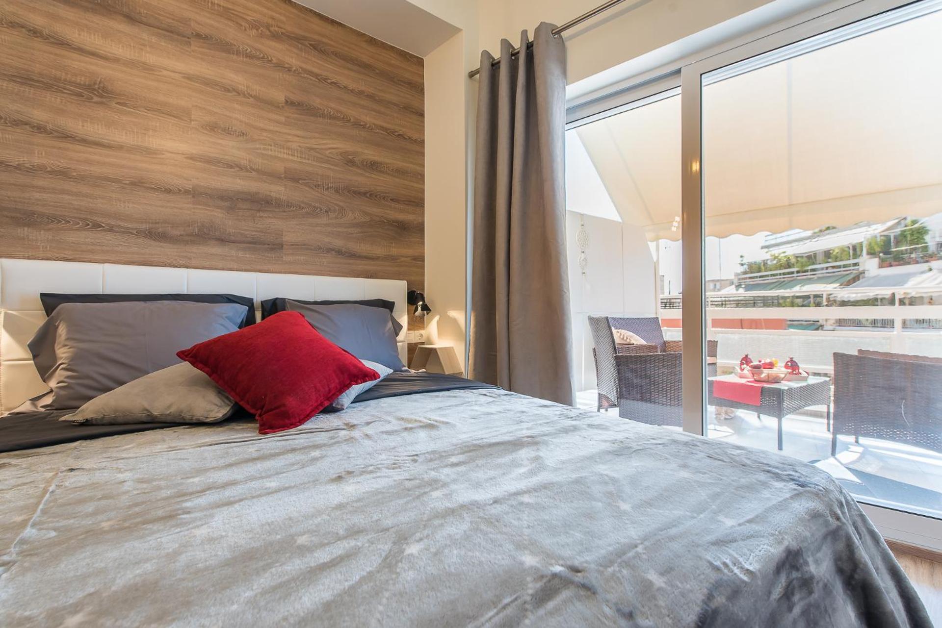 Athenz Downtown Studio