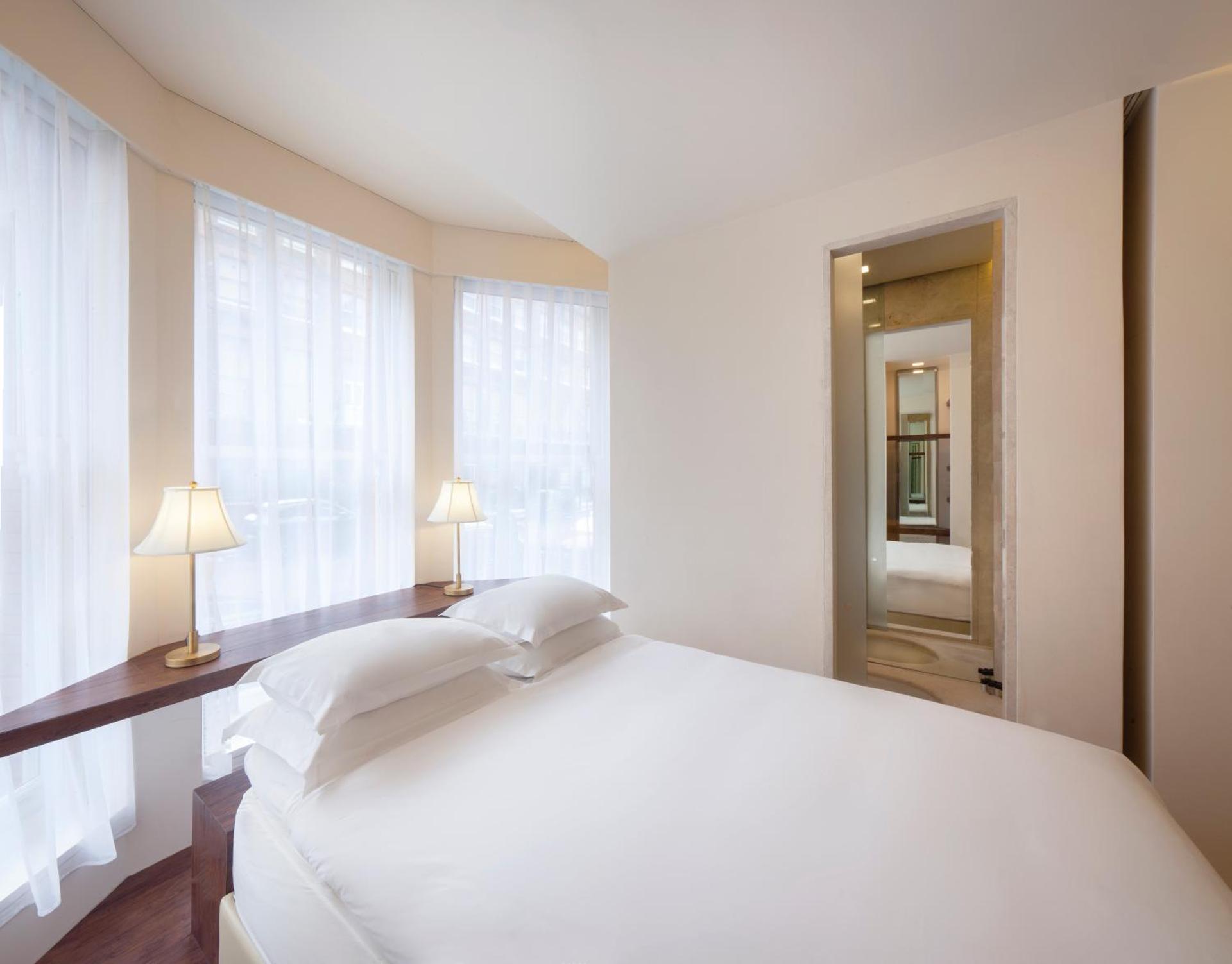 Nottingham Place Hotel