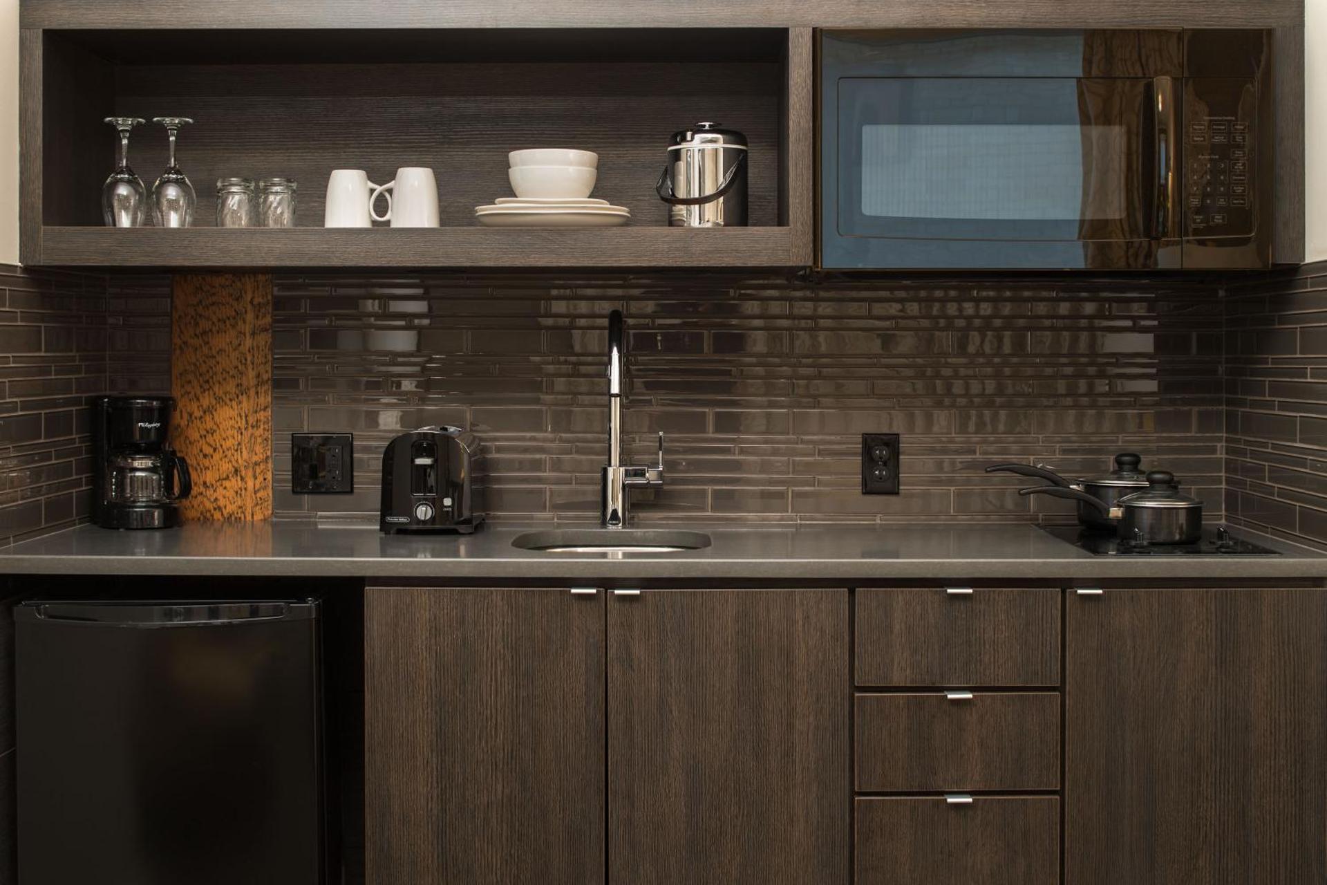 Kitchen or kitchenette