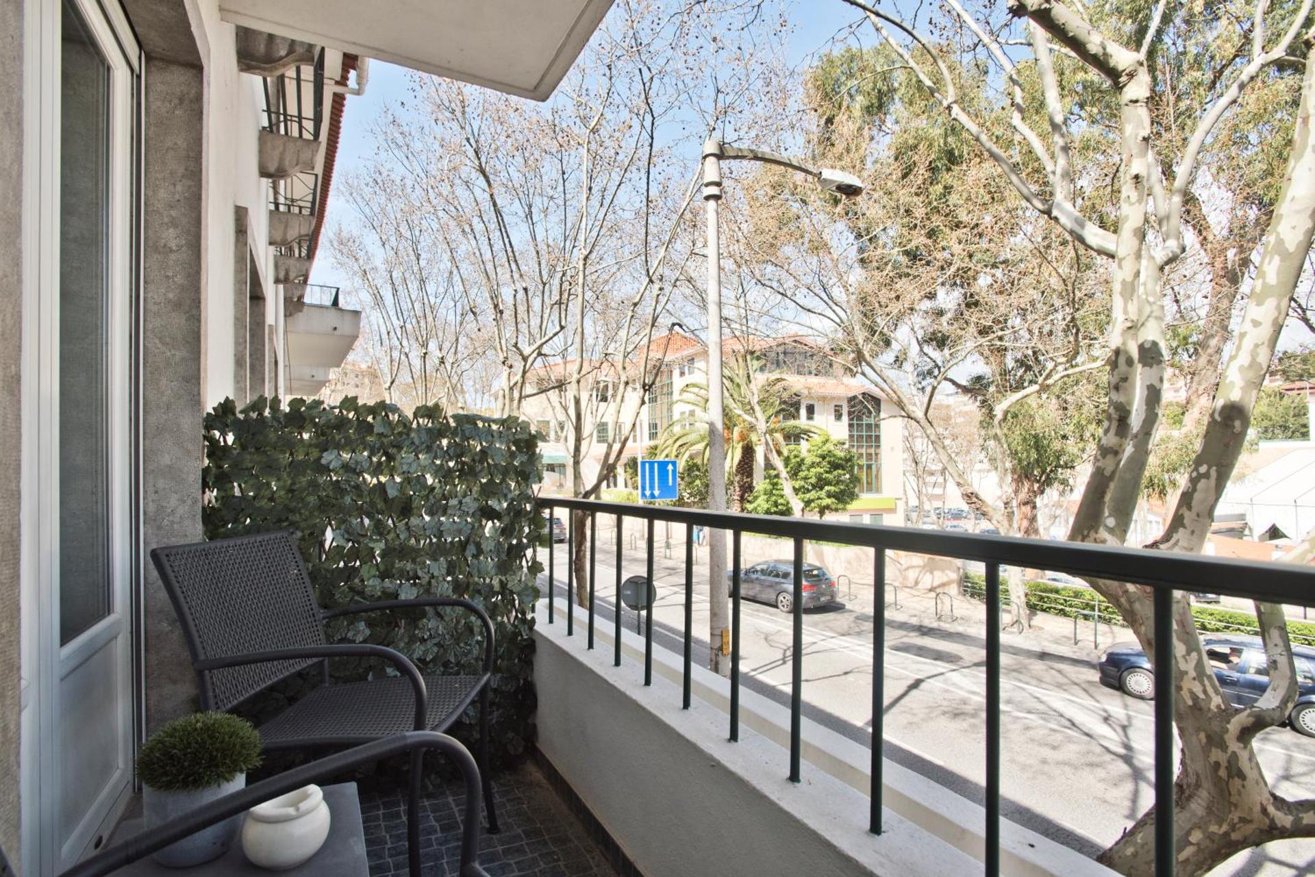 Central Apartment 127 by Saboia Collection