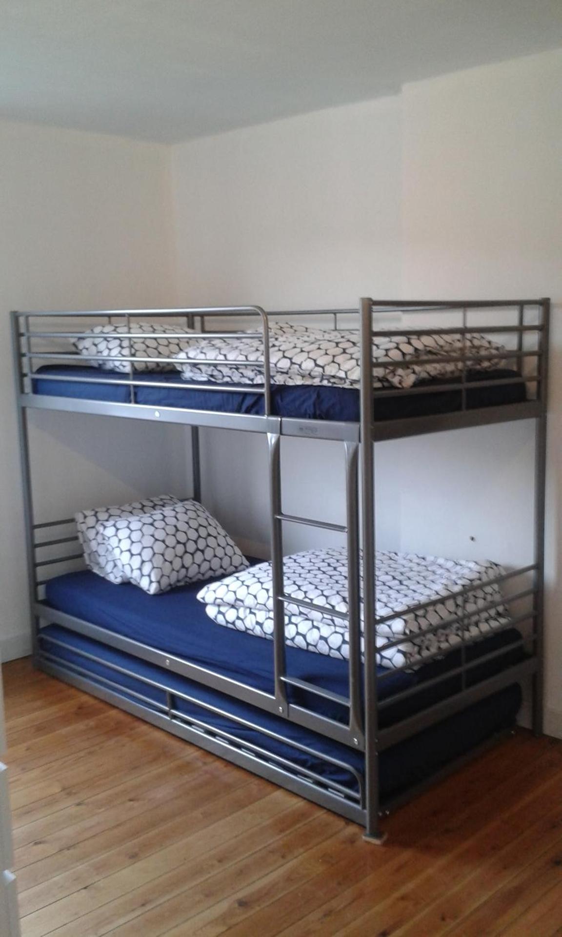 bunk bed