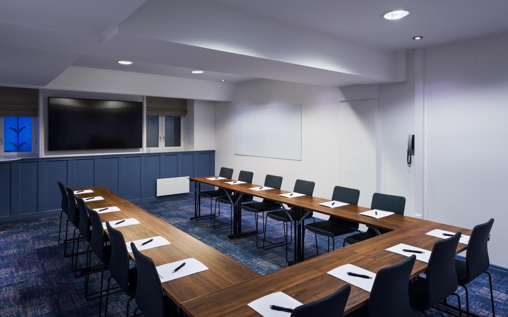 Meeting/conference room