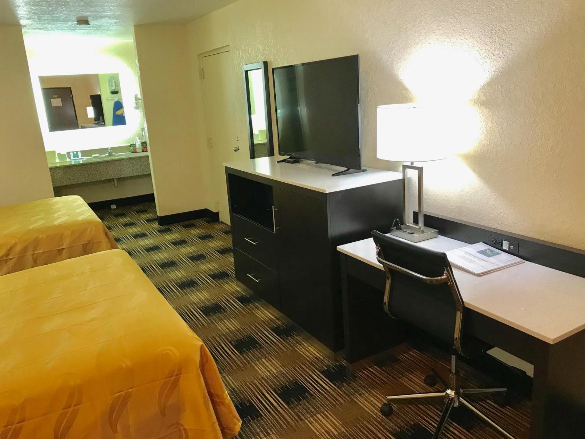 Queen Room with Two Queen Beds - Non-Smoking