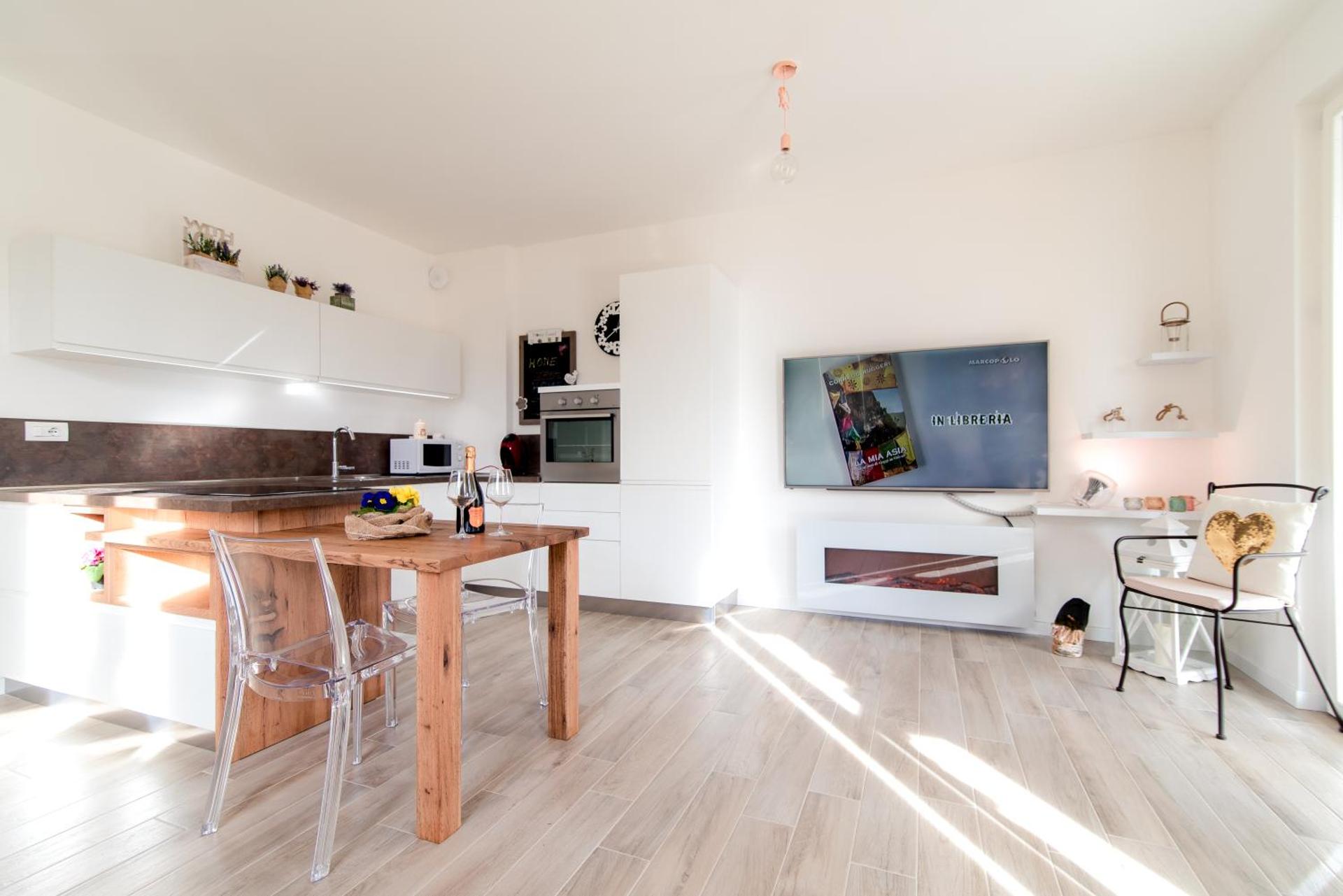 Communal lounge/ TV room