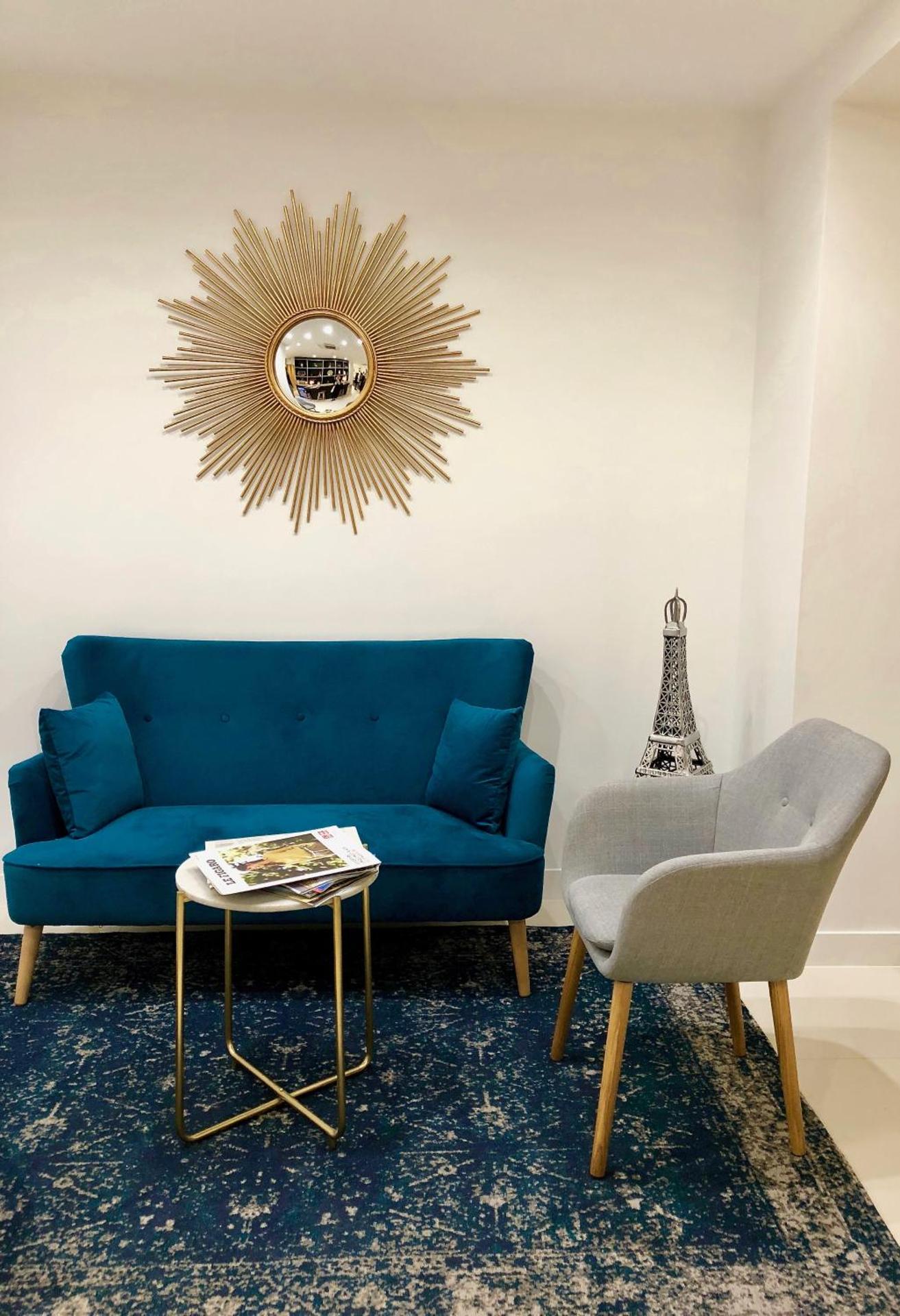 Communal lounge/ TV room