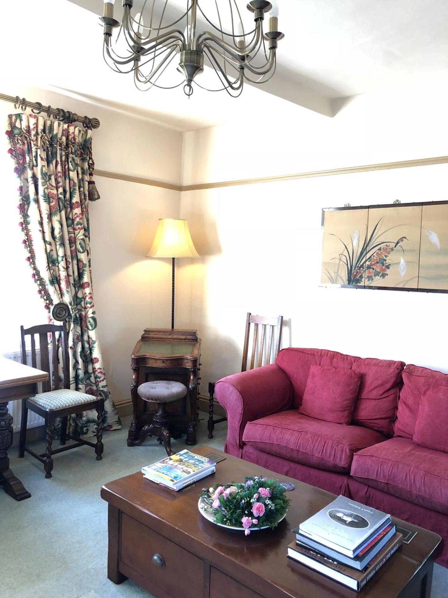 Communal lounge/ TV room