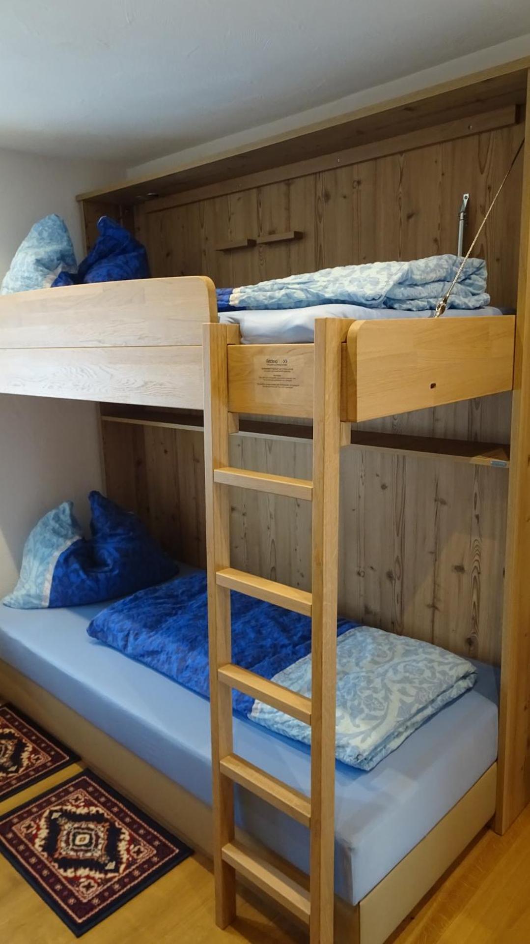 bunk bed