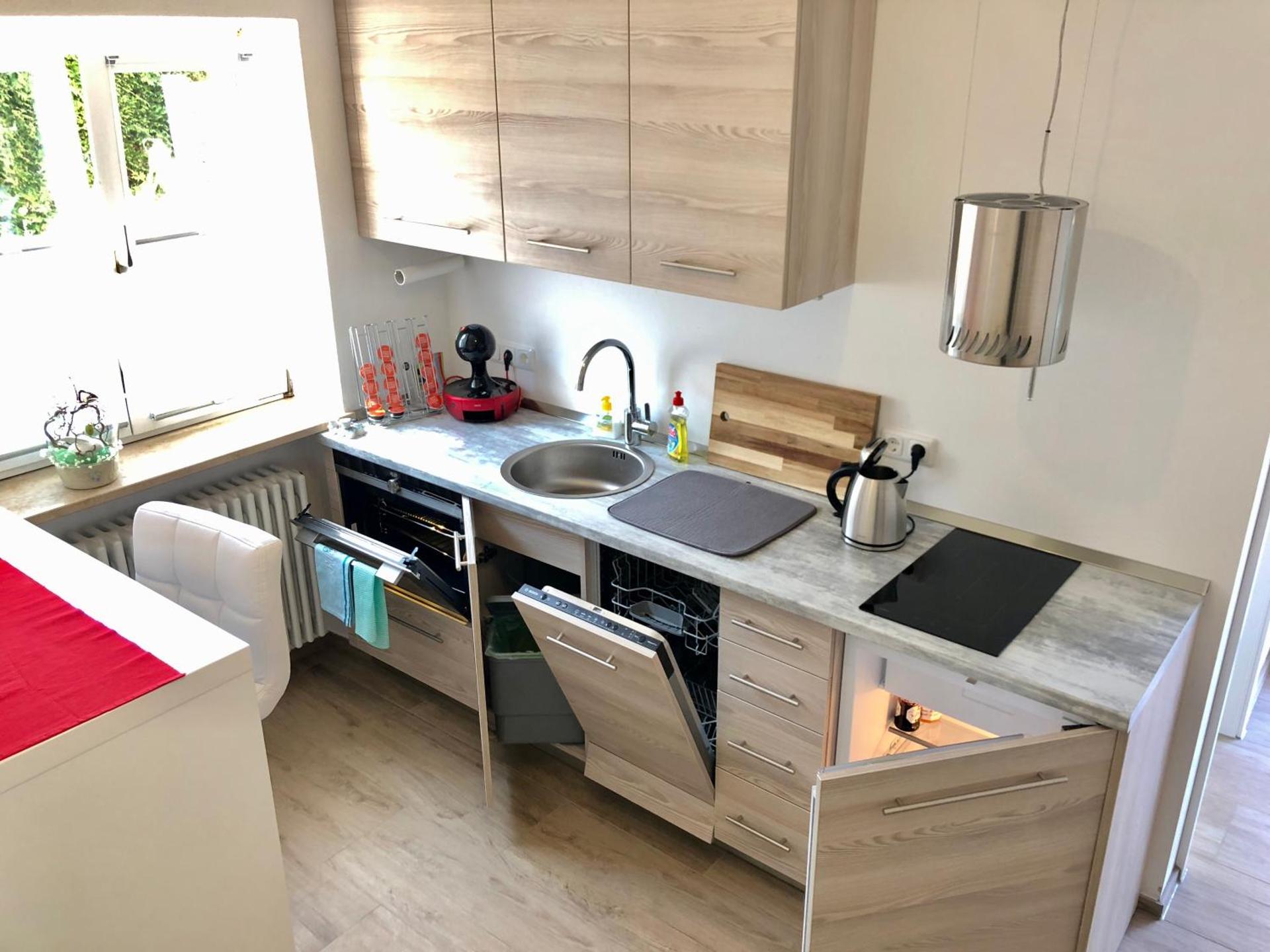 Kitchen or kitchenette